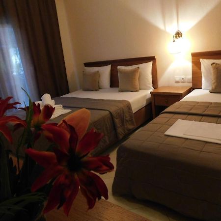 Hotel Anna House 1 Sarti Exterior foto